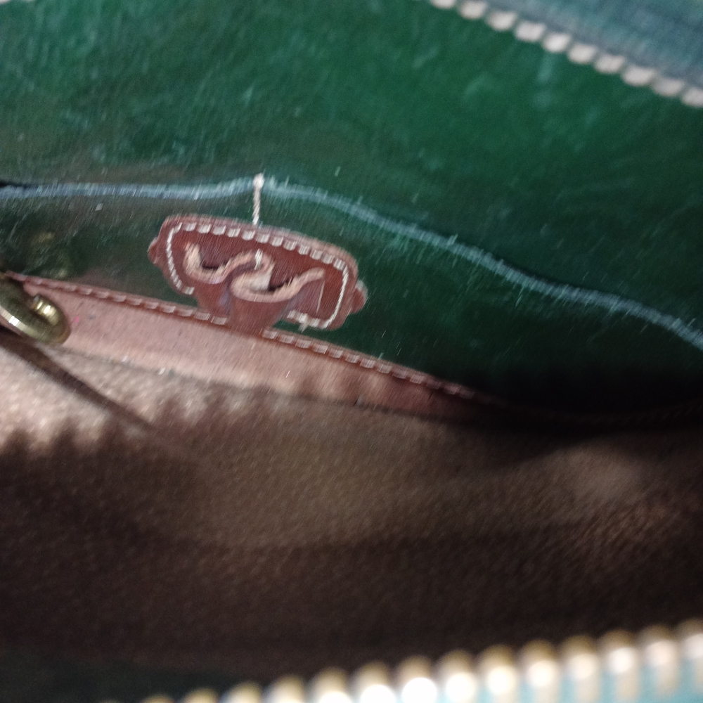 Brahimn Dartmouth Massachusetts Crossbody - Picture 7 of 14